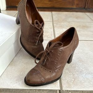 Halogen leather high heel Oxfords